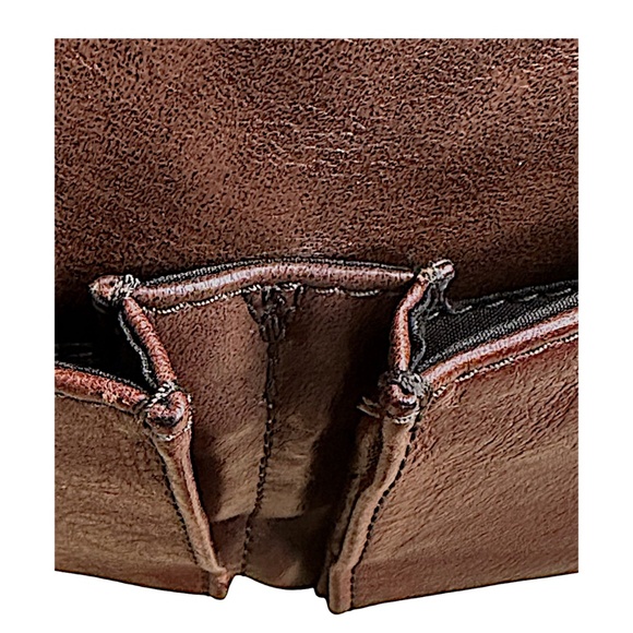 FOSSIL Brown Leather Briefcase Bag Shoulder Crossbody 15”x11”x3.5” Office - Picture 15 of 16